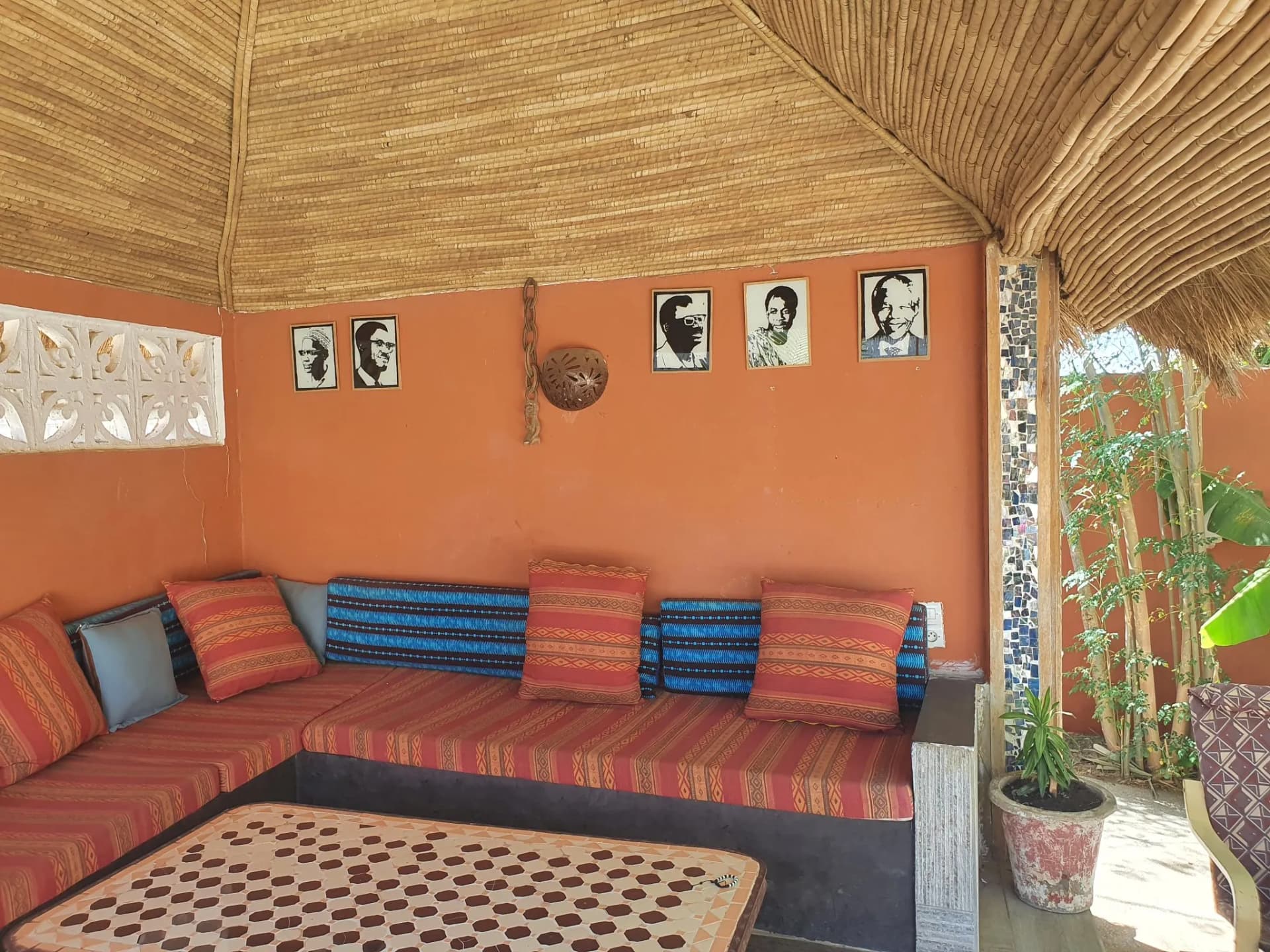 A Vendre terrain de 1300 m2 à Saly, clôturé,1400m de la plage