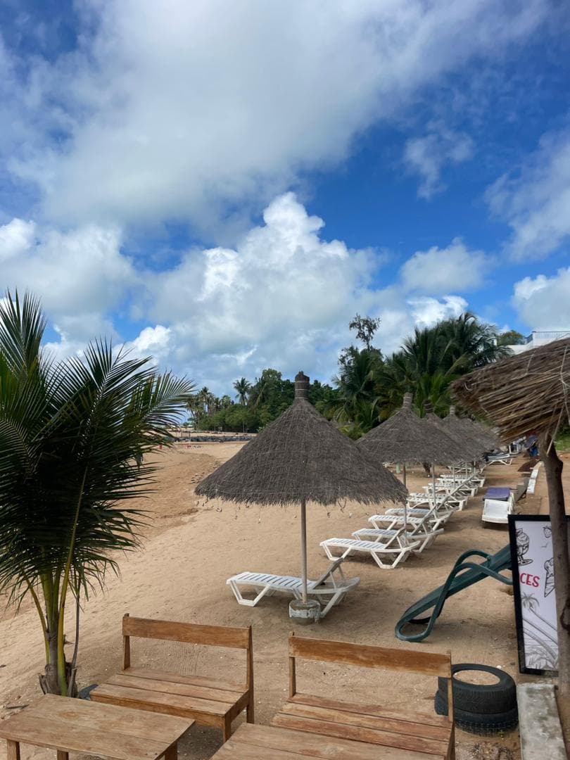 Magnifique villa pied dans l’eau à Saly