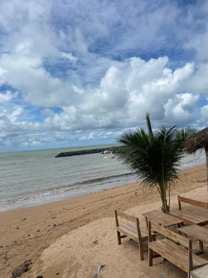 Magnifique villa pied dans l’eau à Saly