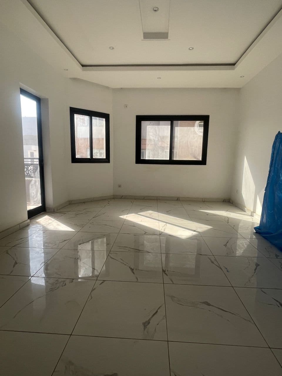 Location - Grand Appartement Lumineux à Liberté 6 (Deux Voies)