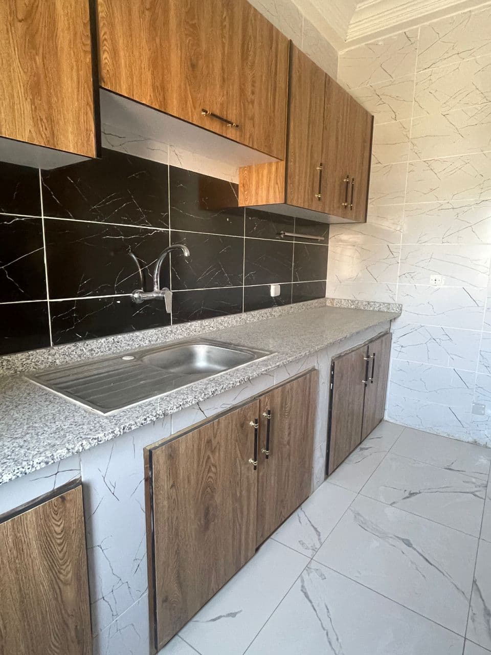 Location - Grand Appartement Lumineux à Liberté 6 (Deux Voies)