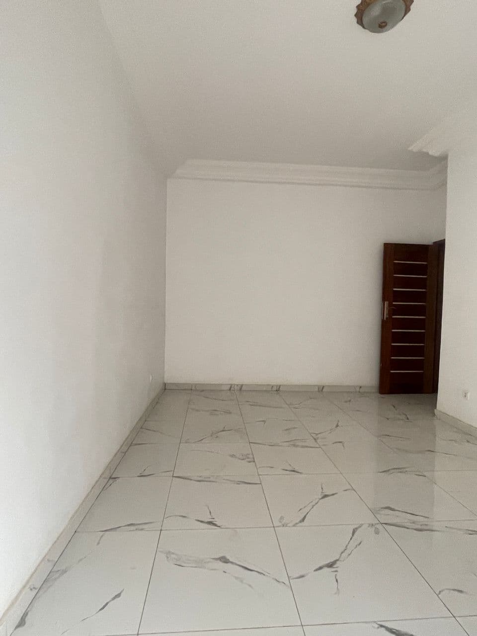 Location - Grand Appartement Lumineux à Liberté 6 (Deux Voies)