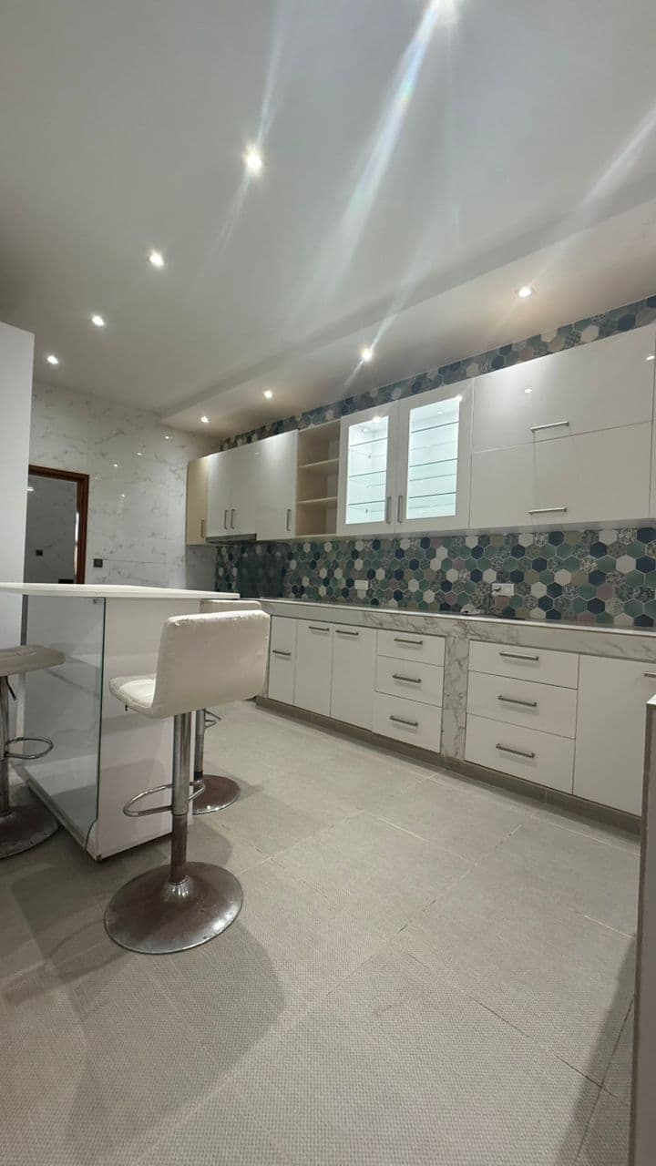 Location : Appartement F4 Standing – Almadies