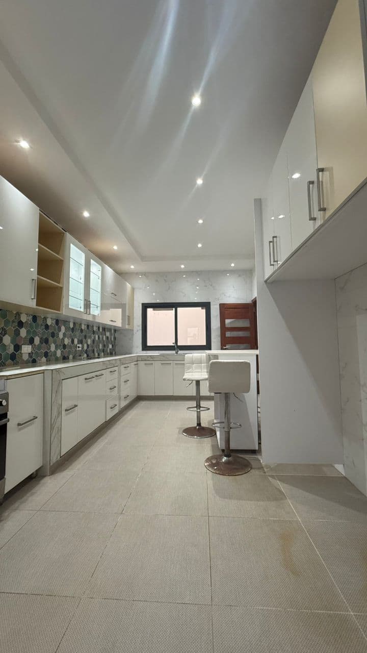 Location : Appartement F4 Standing – Almadies